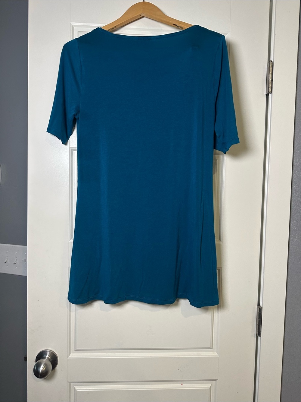 Ellen Tracy Teal Short-Sleeve Crew Neck Tee - Picture 4 of 4